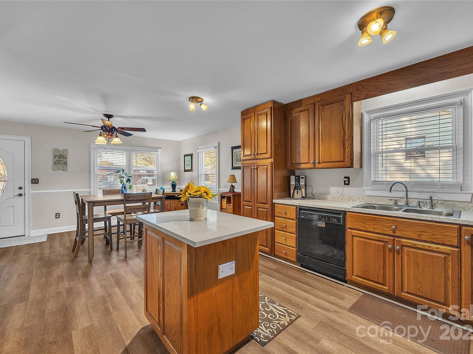 914 Carolyn Ave Kannapolis, NC 28083 - Thumbnail 4