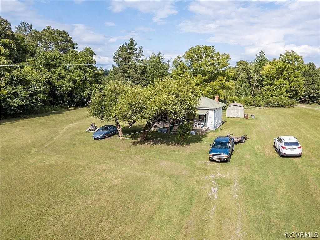 493 Solomon Rd Crewe, VA 23930 - Thumbnail 4