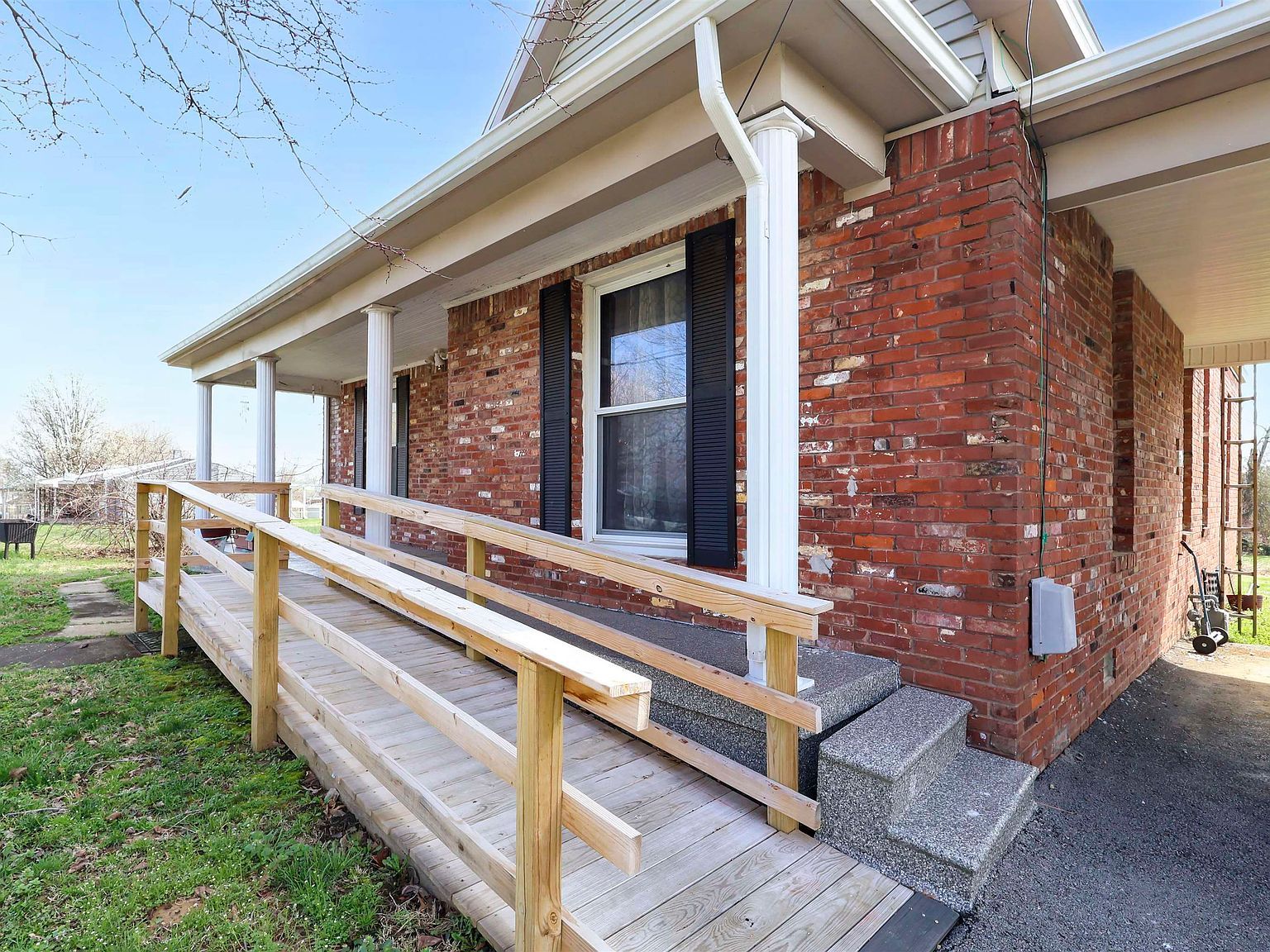 221 Hall St Clay, KY 42404 - Thumbnail 4