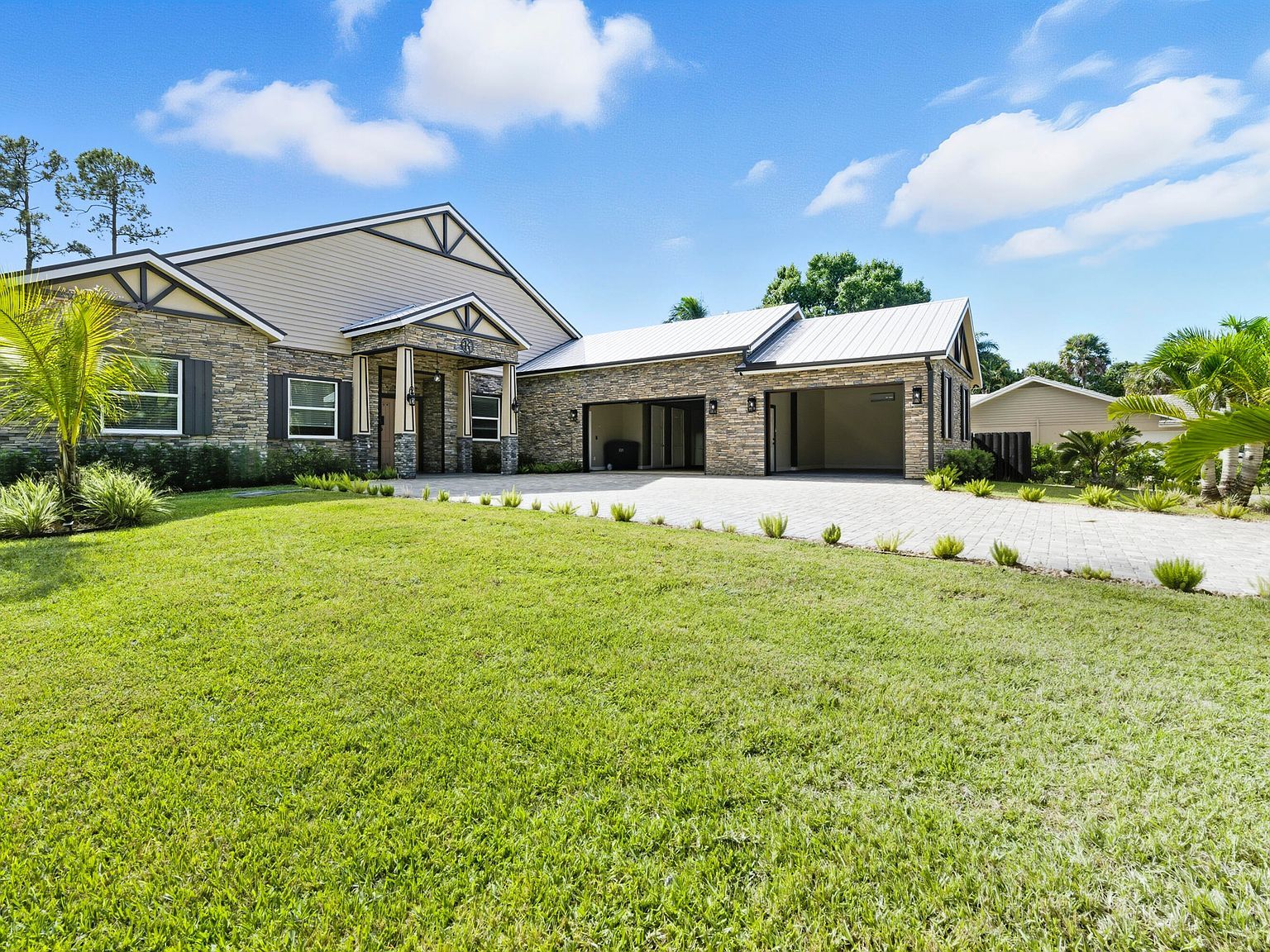 8350 Whispering Oak Way West Palm Beach, FL 33411 - Thumbnail 4