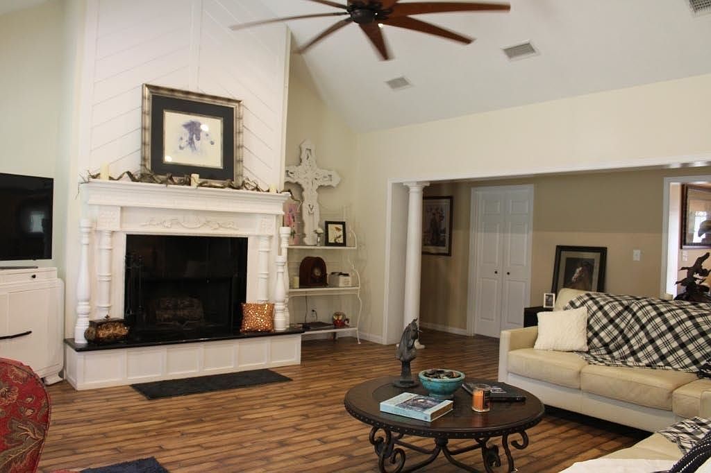 1430 State Highway 87 S Hemphill, TX 75948 - Thumbnail 4