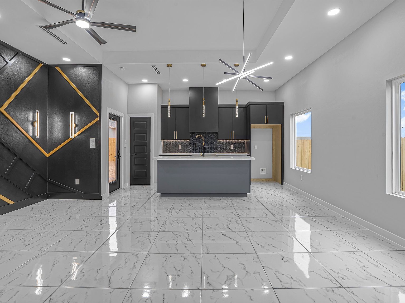 2918 Coventry Dr Laredo, TX 78046 - Thumbnail 4