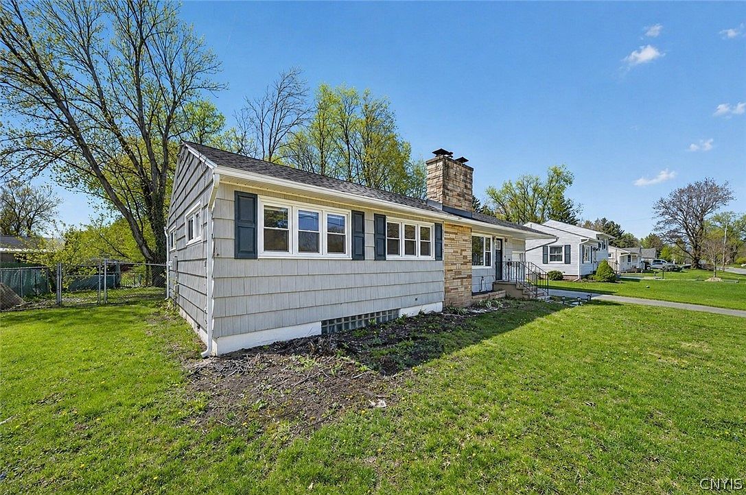 608 Forest Dr North Syracuse, NY 13212 - Thumbnail 4
