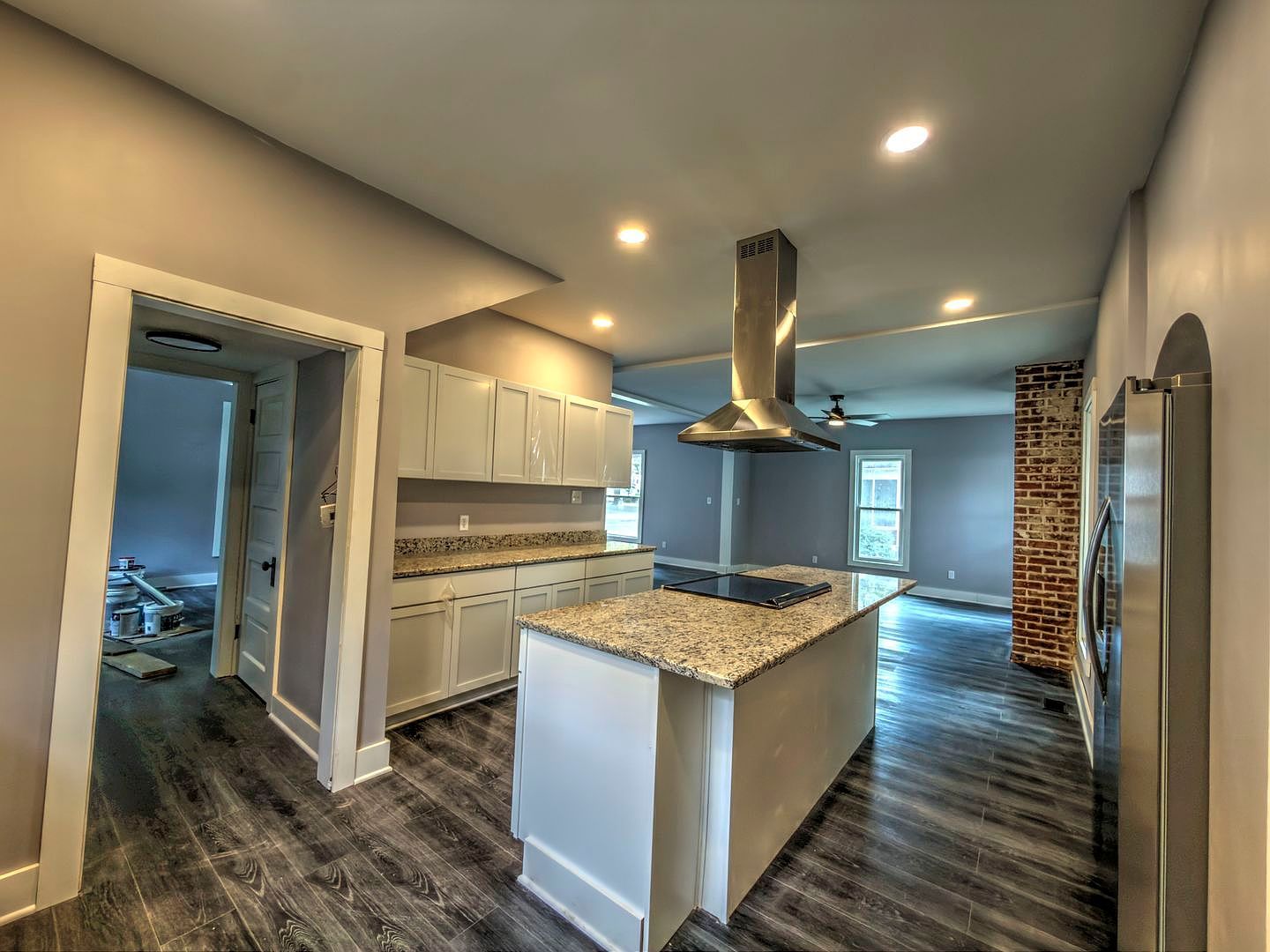 623 S 4th St Watseka, IL 60970 - Thumbnail 4