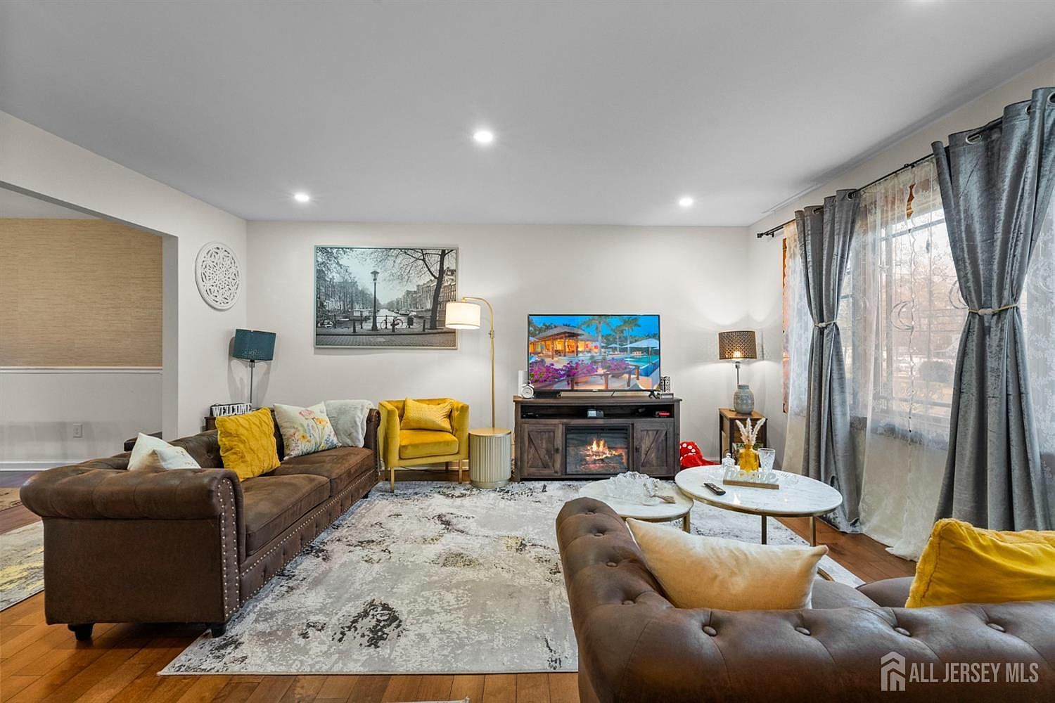 1721 Holly Rd North Brunswick, NJ 08902 - Thumbnail 4