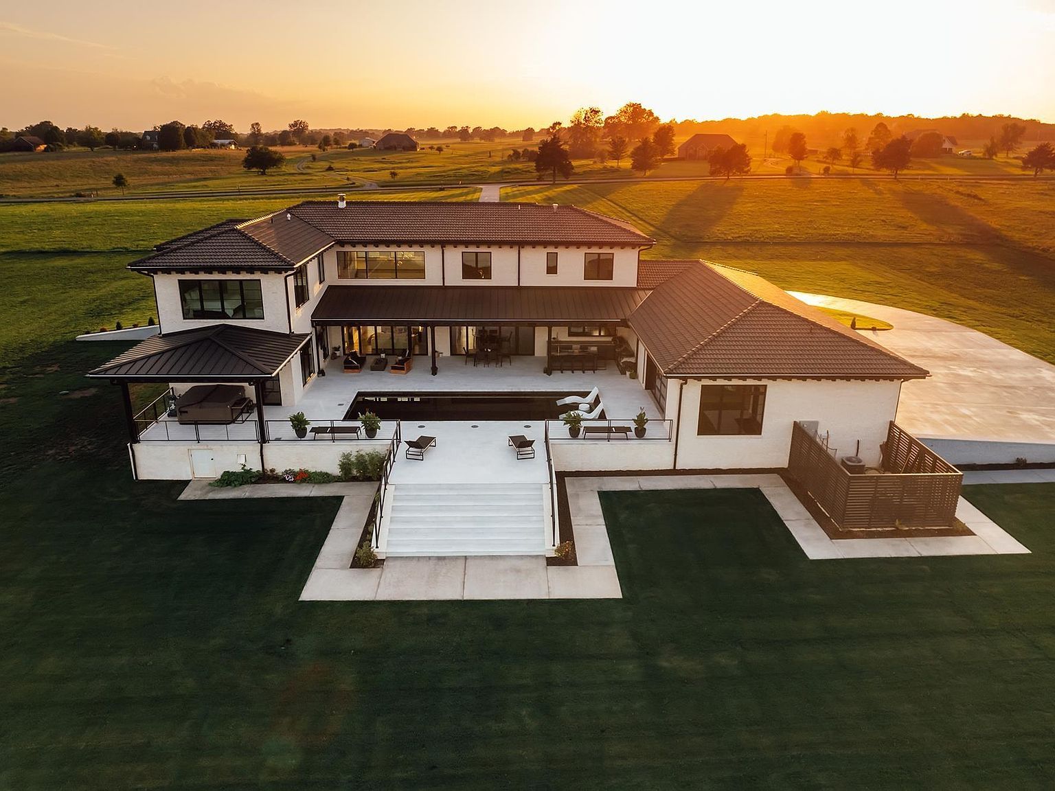 1347 Tucker Cemetery Rd Mountain Home, AR 72653 - Thumbnail 4