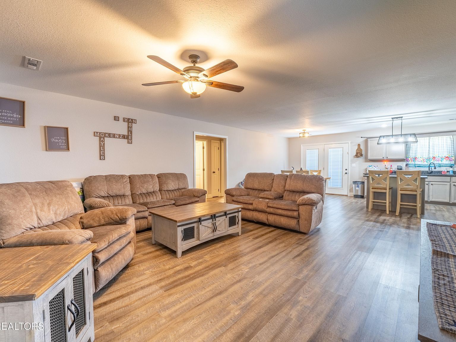 241 Huntington Ln Kodak, TN 37764 - Thumbnail 4