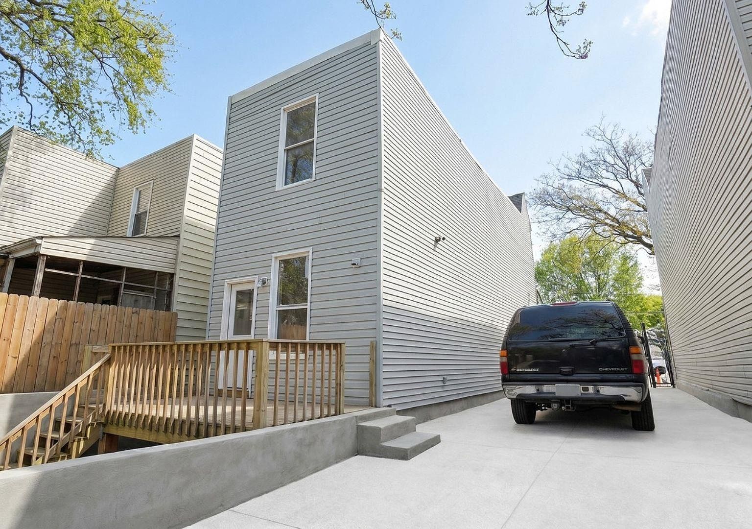 416 E 182nd St Bronx, NY 10457 - Thumbnail 4