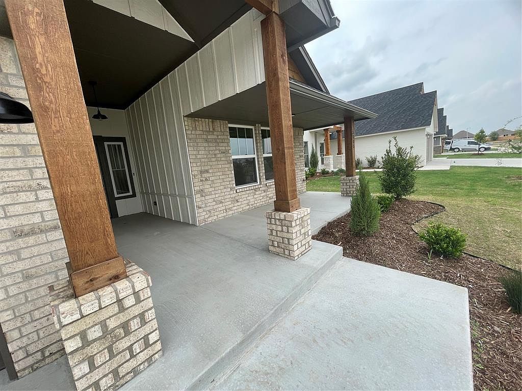 5005 Vine Cliff Rd Mustang, OK 73064 - Thumbnail 4