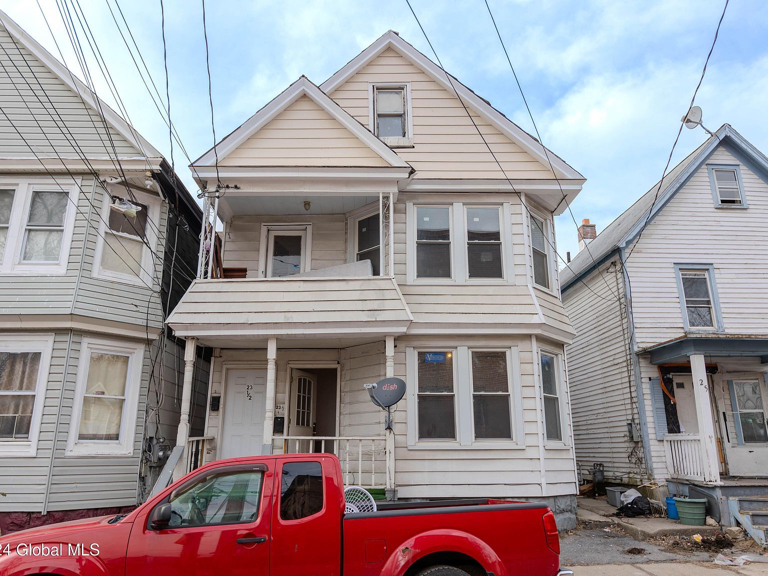 23 1/2 Moyston St Schenectady, NY 12307 - Thumbnail 4