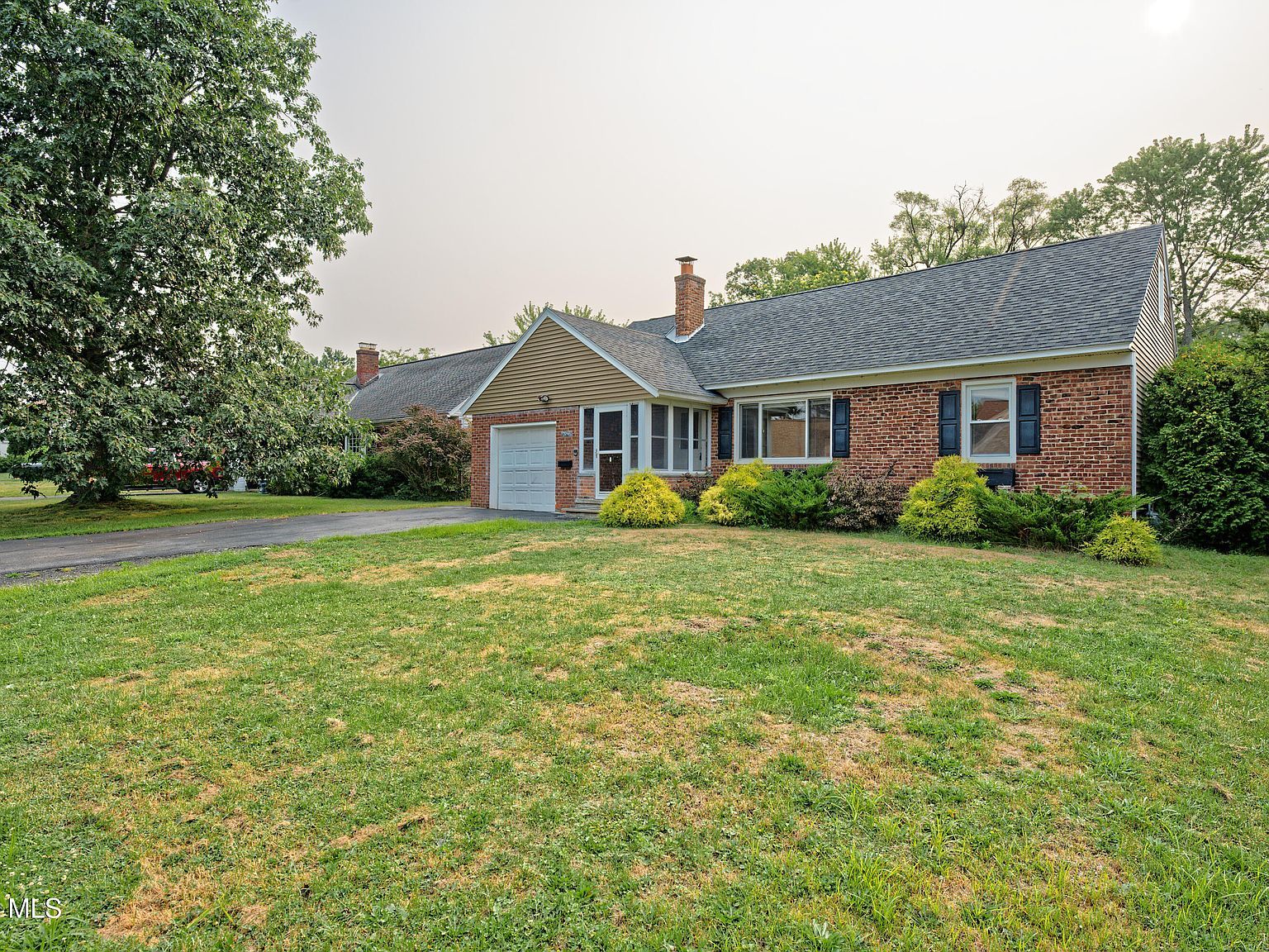 1250 Sumner Ave Schenectady, NY 12309 - Thumbnail 4