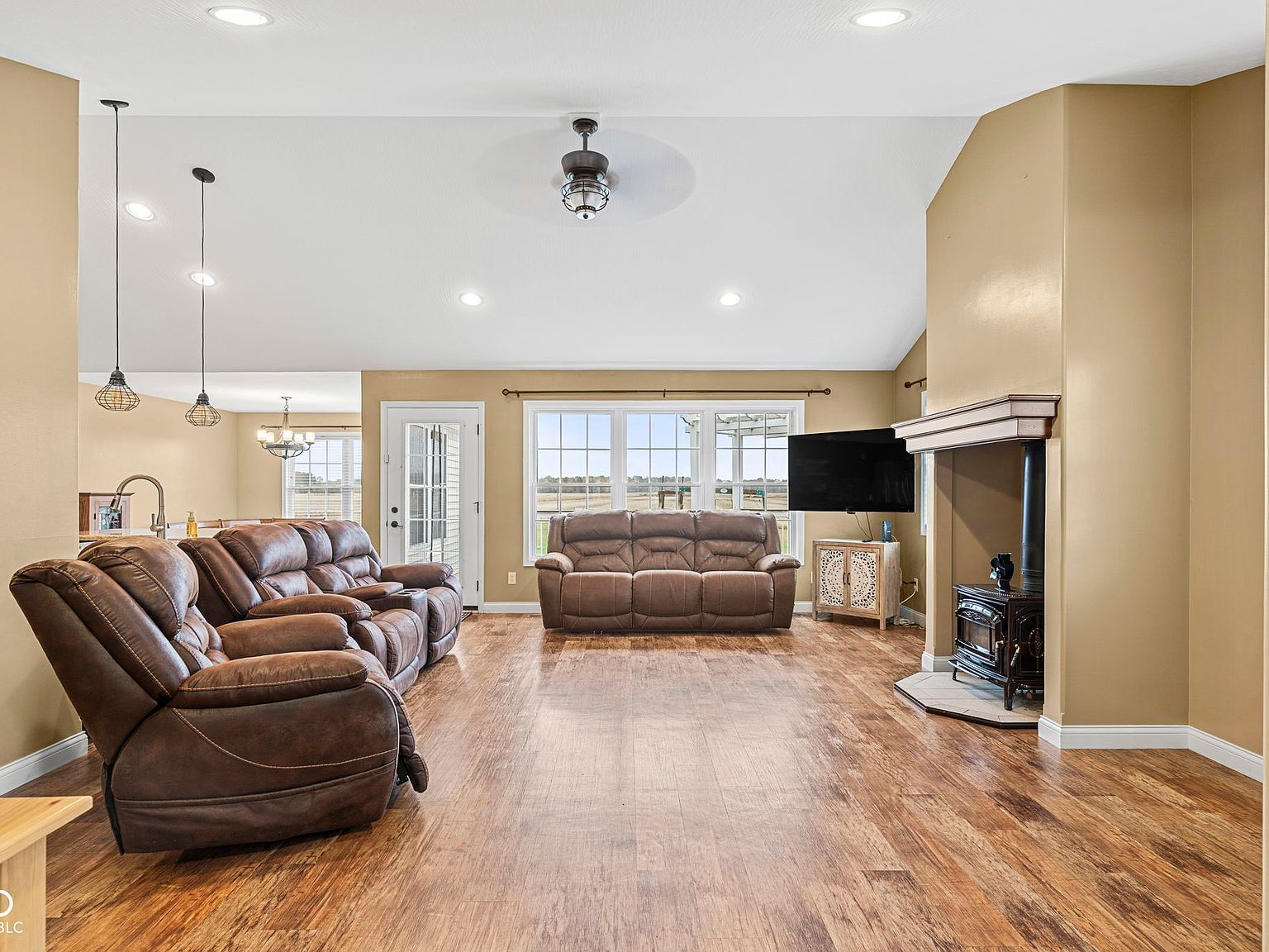 6385 E County Road 1000 N Butlerville, IN 47223 - Thumbnail 4