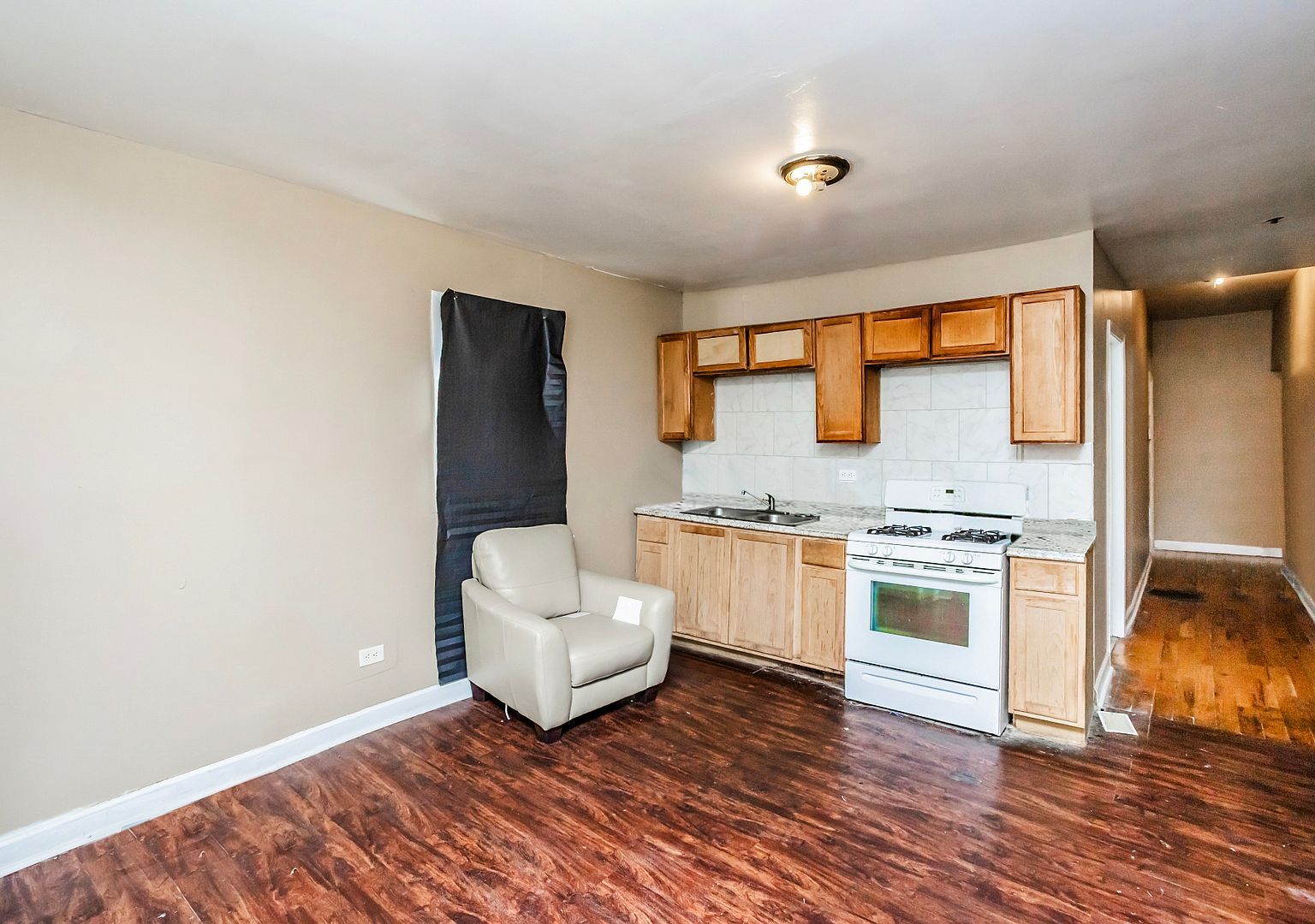 7523 S Kimbark Ave Chicago, IL 60619 - Thumbnail 4