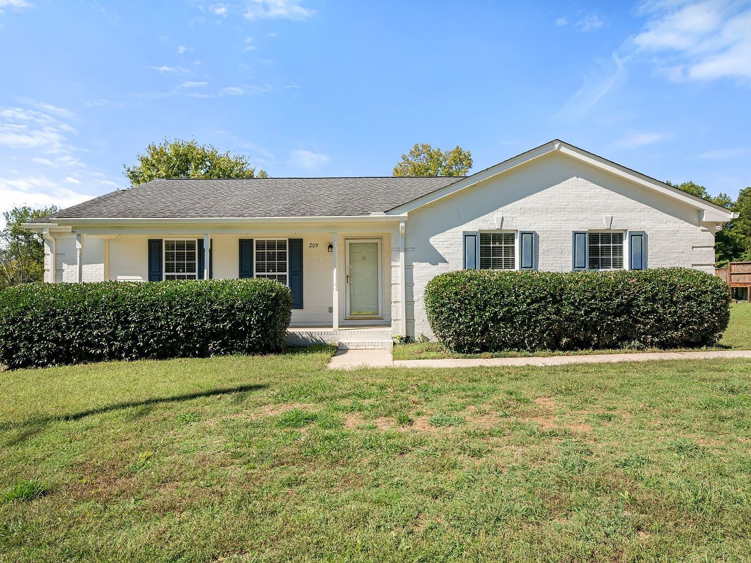 209 Eisenhower Dr Ashland City, TN 37015 - Thumbnail 4