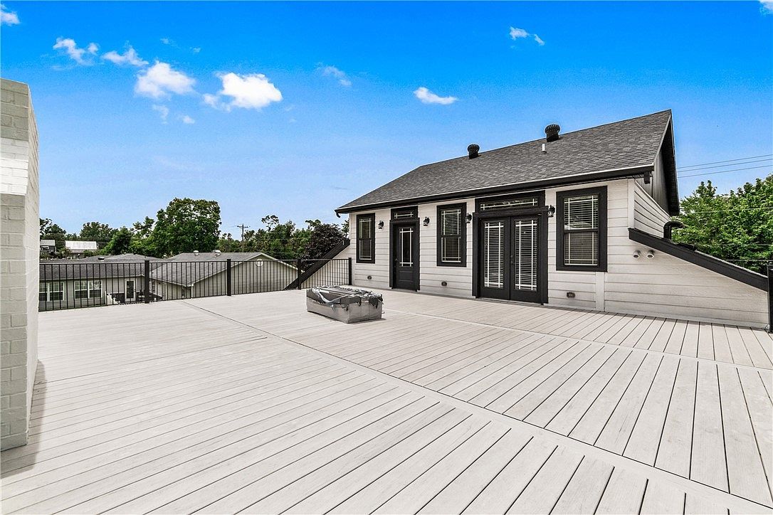 212 NW G St Bentonville, AR 72712 - Thumbnail 4