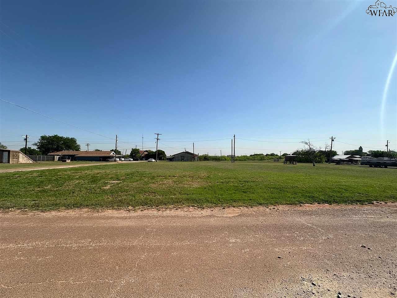201 E Lincoln Ave Electra, TX 76360 - Thumbnail 4
