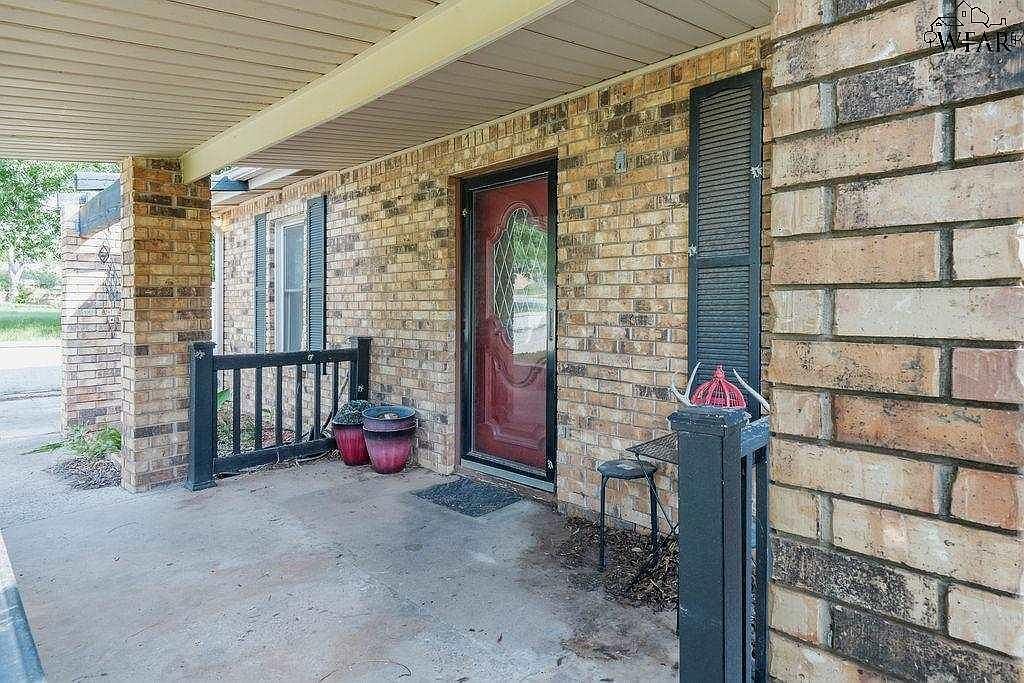 1928 Pawhuska Dr Wichita Falls, TX 76309 - Thumbnail 4