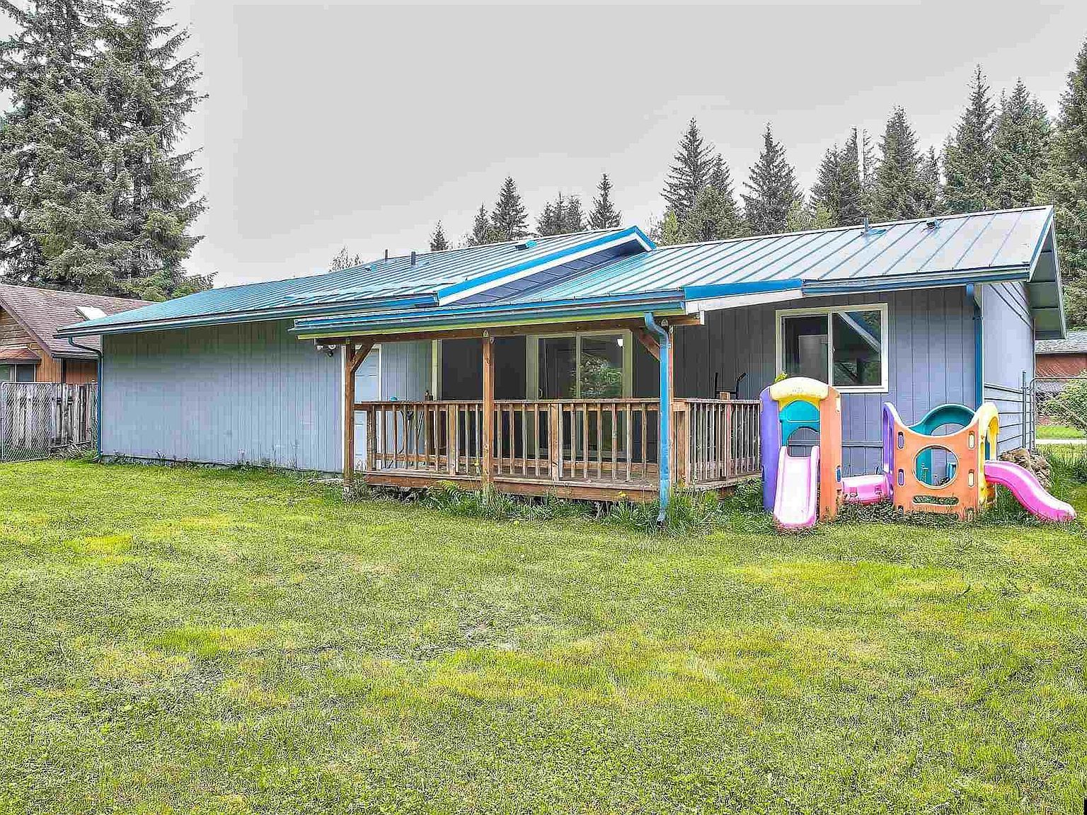 9227 Emily Way Juneau, AK 99801 - Thumbnail 4