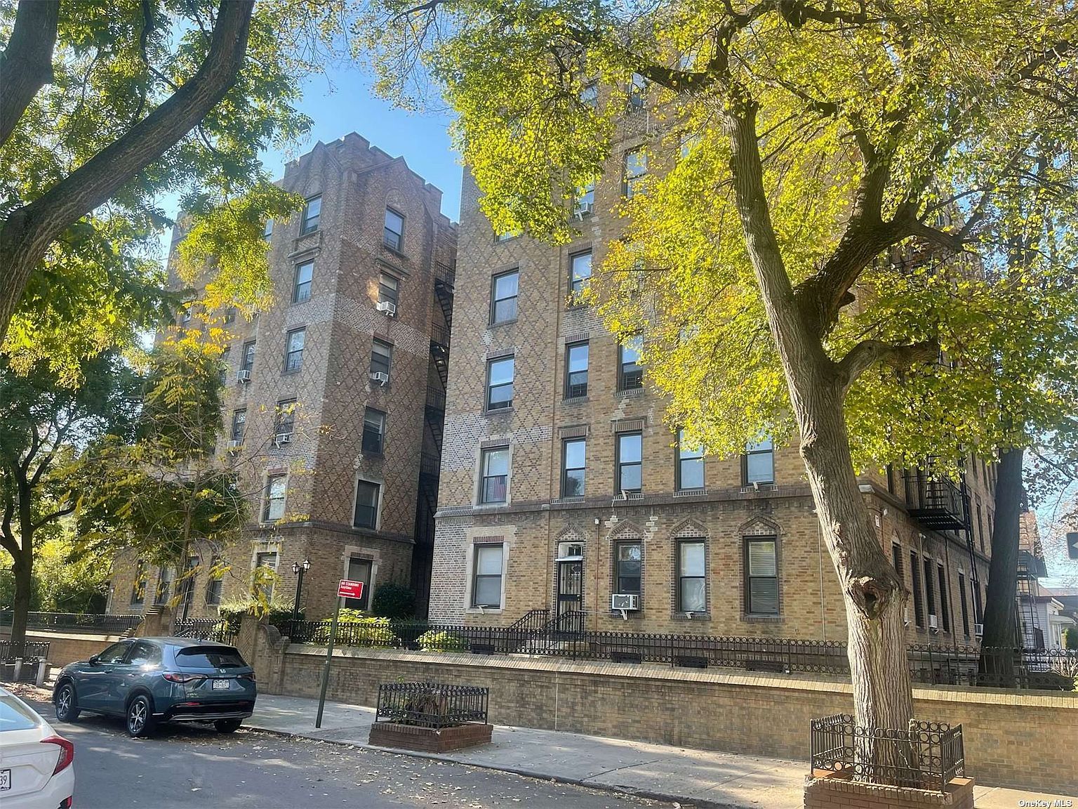 8610 109th St #5E Richmond Hill, NY 11418 - Thumbnail 4