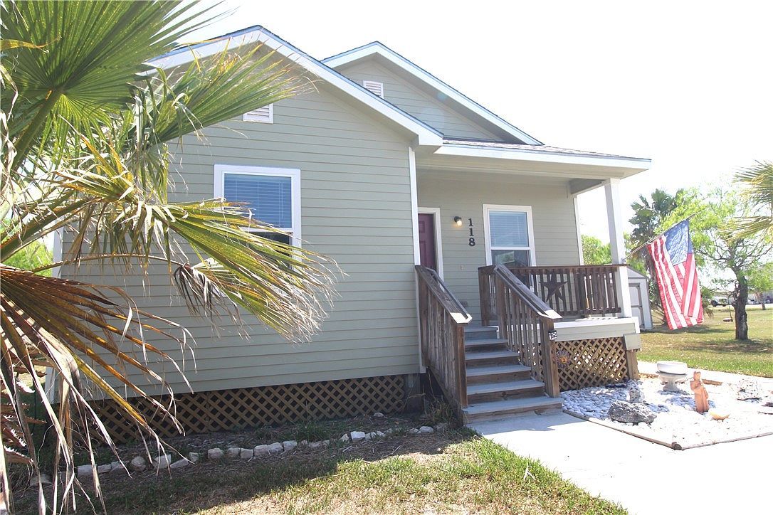 118 Salt Lake Rd Rockport, TX 78382 - Thumbnail 4