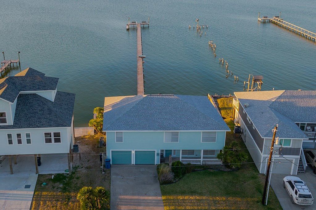 202 Ridge Harbor Dr Rockport, TX 78382 - Thumbnail 4