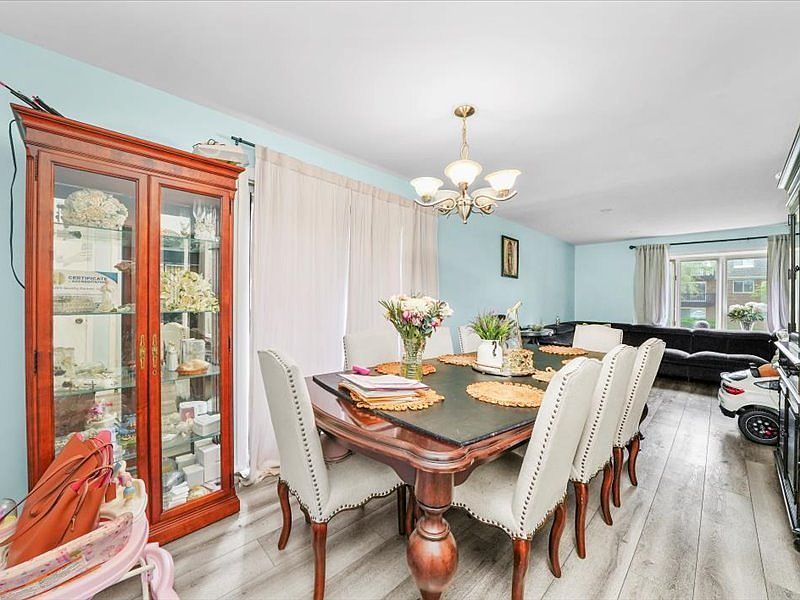 10309 Parkside Ave Oak Lawn, IL 60453 - Thumbnail 4