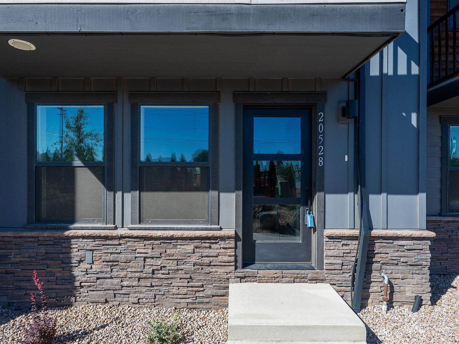 20528 NE Empire Ave Bend, OR 97701 - Thumbnail 4