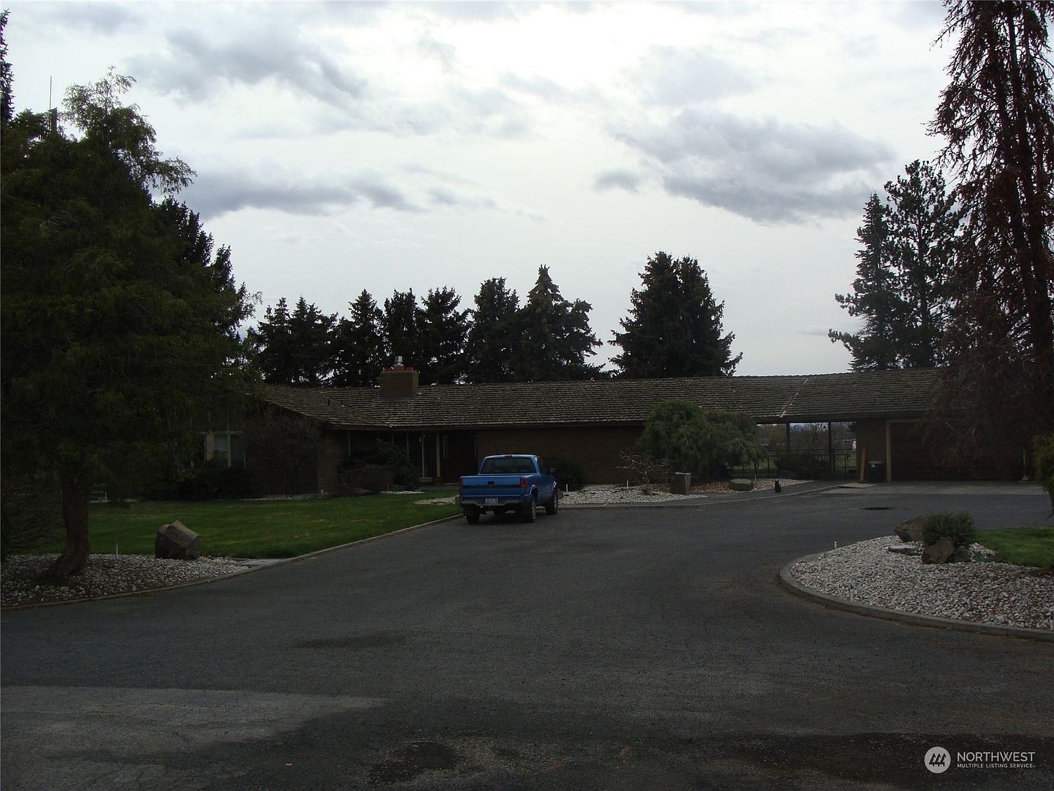 2400 Hamilton Rd NE Moses Lake, WA 98837 - Thumbnail 4