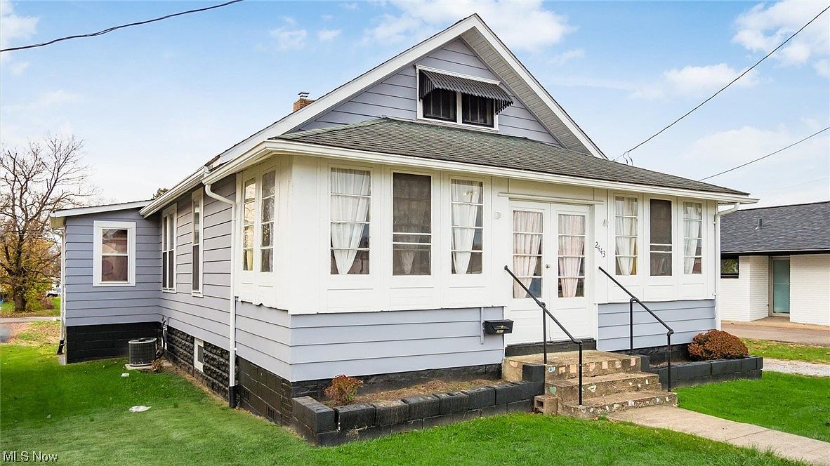 2443 Maple Ave Zanesville, OH 43701 - Thumbnail 4