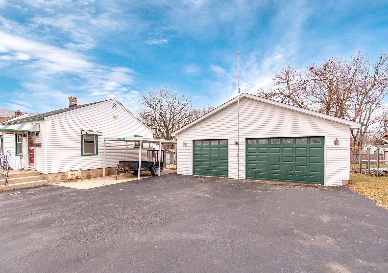 1818 E Washington St Joliet, IL 60433 - Thumbnail 4