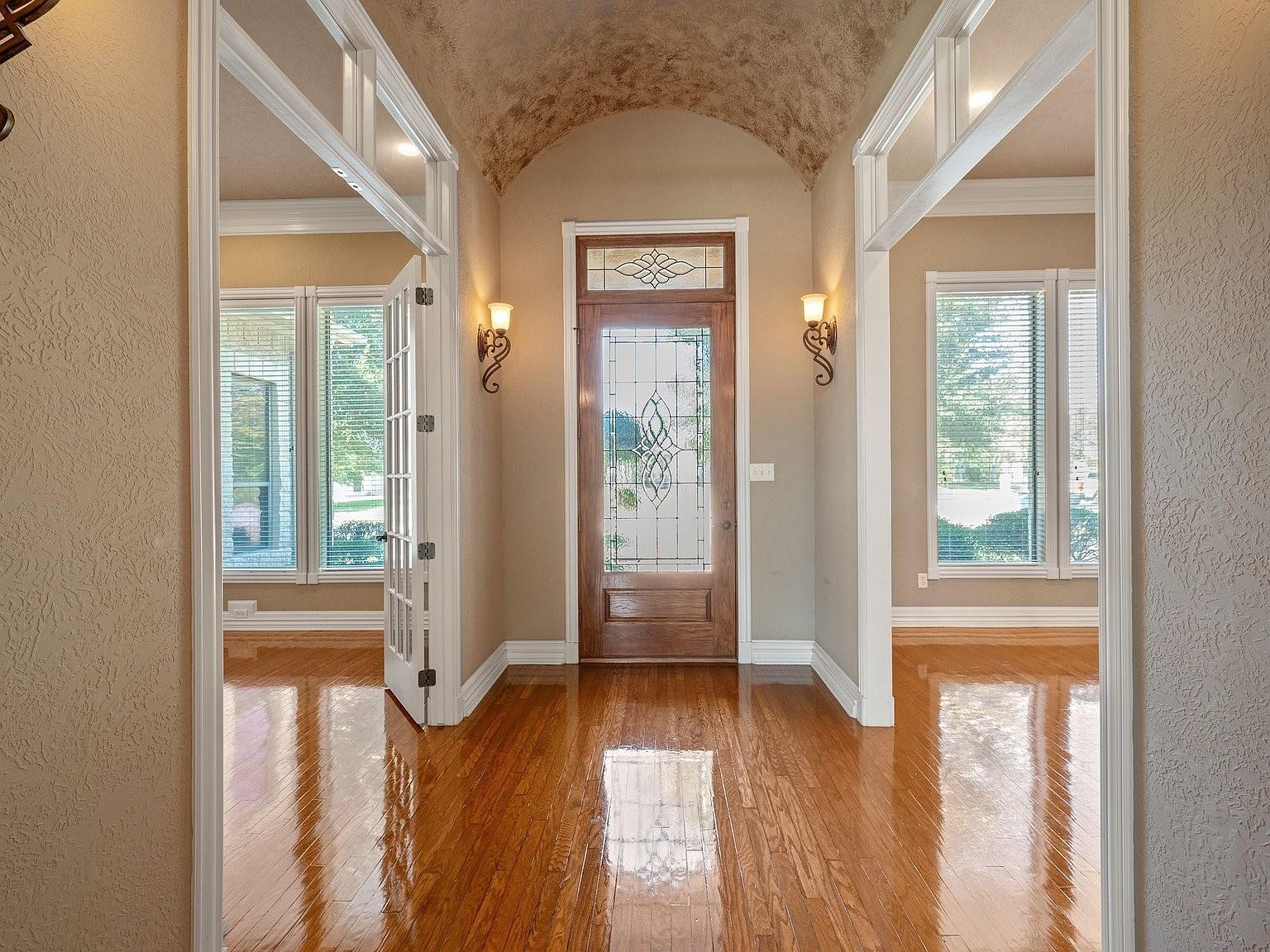 904 Plainfield Ct College Station, TX 77845 - Thumbnail 4