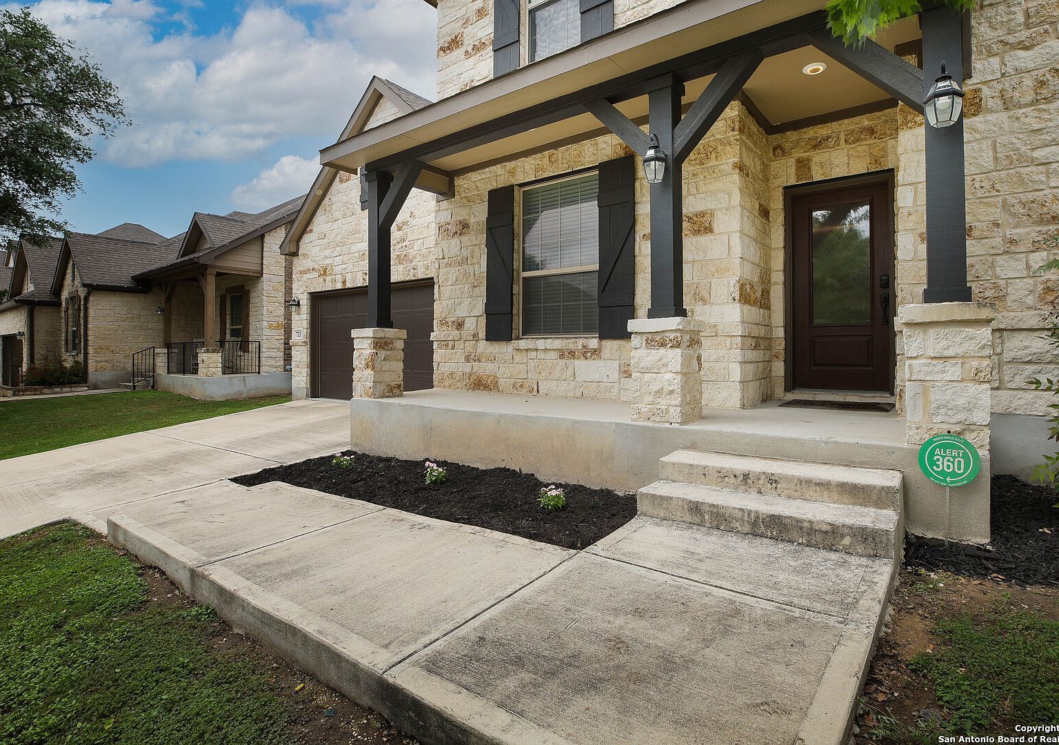 723 Decathlon St San Antonio, TX 78245 - Thumbnail 4