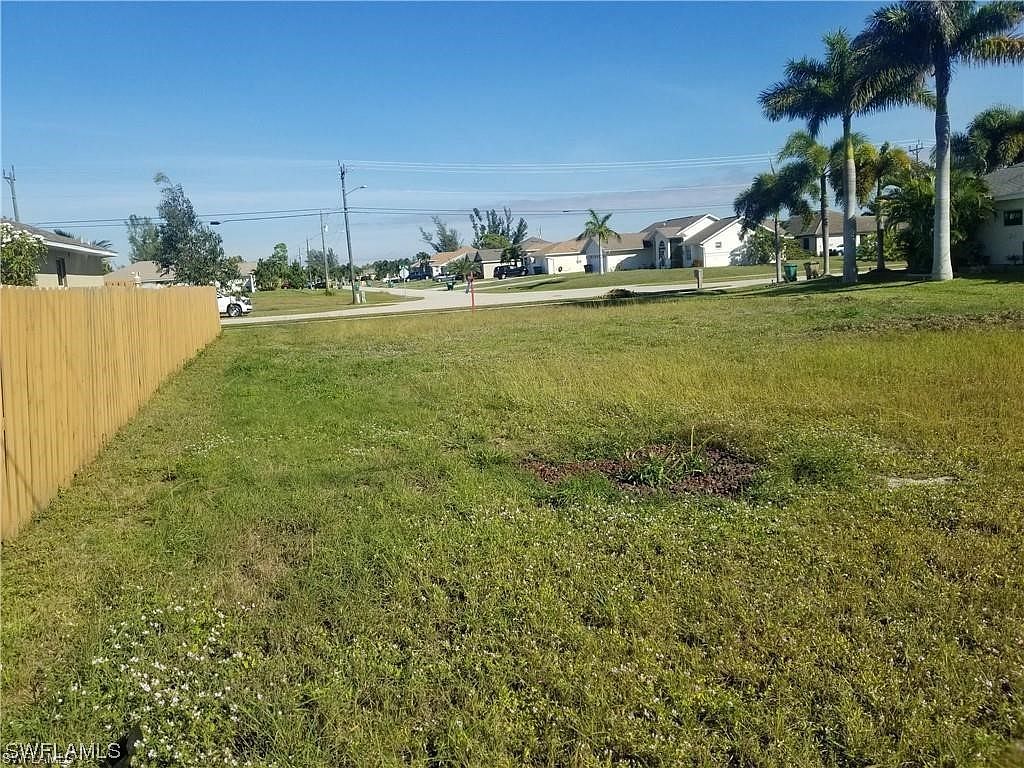 1700 Beach Pkwy W Cape Coral, FL 33914 - Thumbnail 4