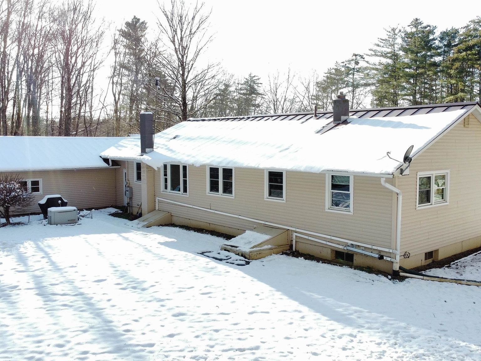 1537 Lake Dunmore Rd Leicester, VT 05733 - Thumbnail 4