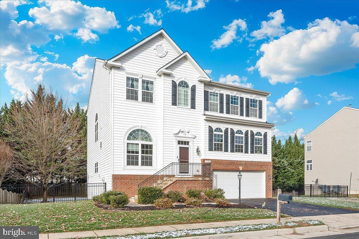 1686 Winterwood Ct Herndon, VA 20170 - Thumbnail 4