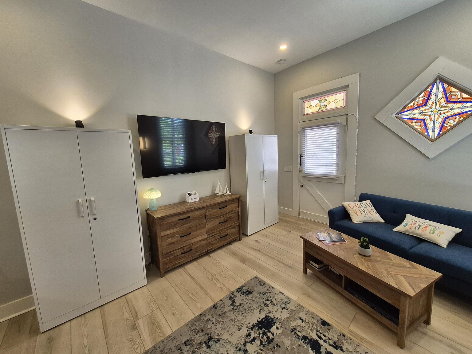 1220 Newton St APT 1 Key West, FL 33040 - Thumbnail 4