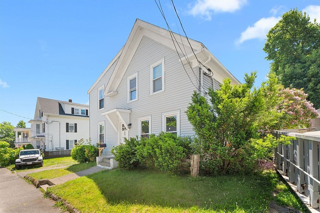 112 Ford St Brockton, MA 02301 - Thumbnail 4