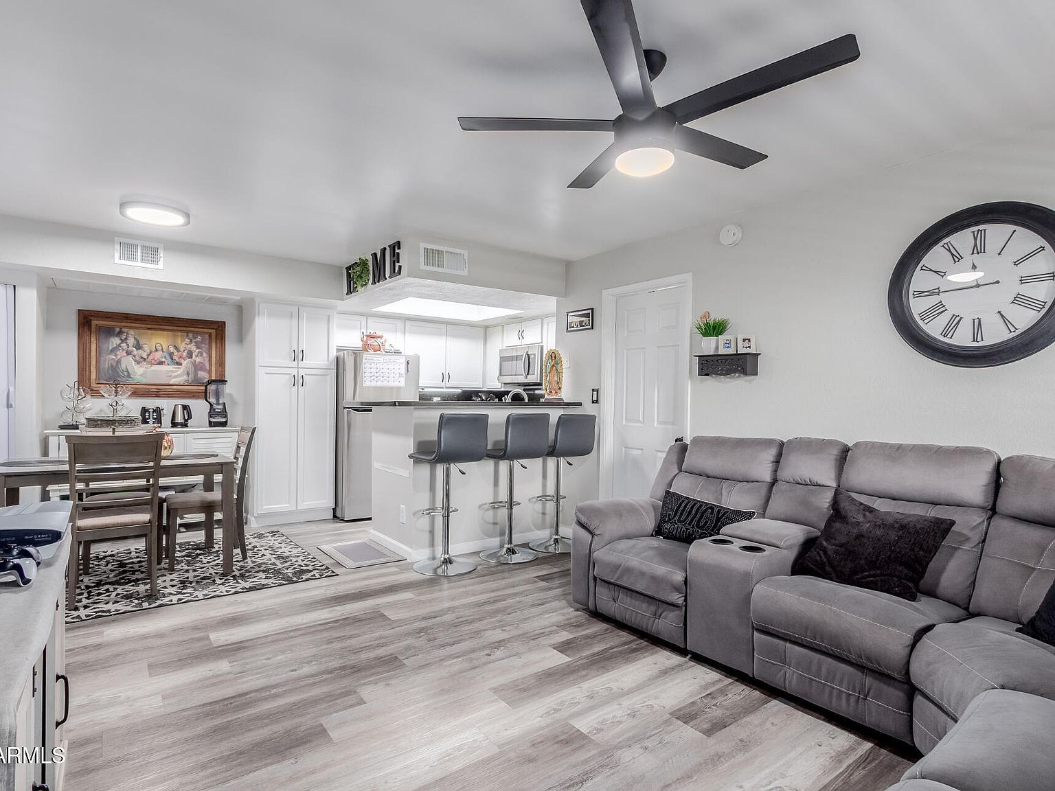 3535 W Tierra Buena Ln UNIT 256 Phoenix, AZ 85053 - Thumbnail 4