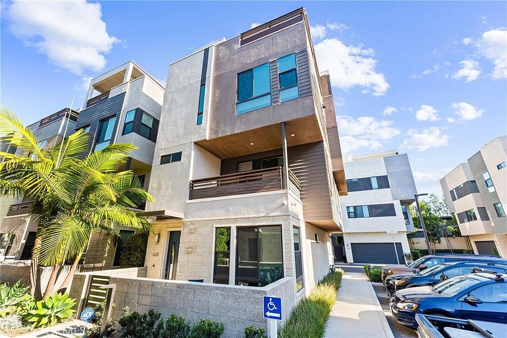 628 Cardiff Reef Costa Mesa, CA 92627 - Thumbnail 4