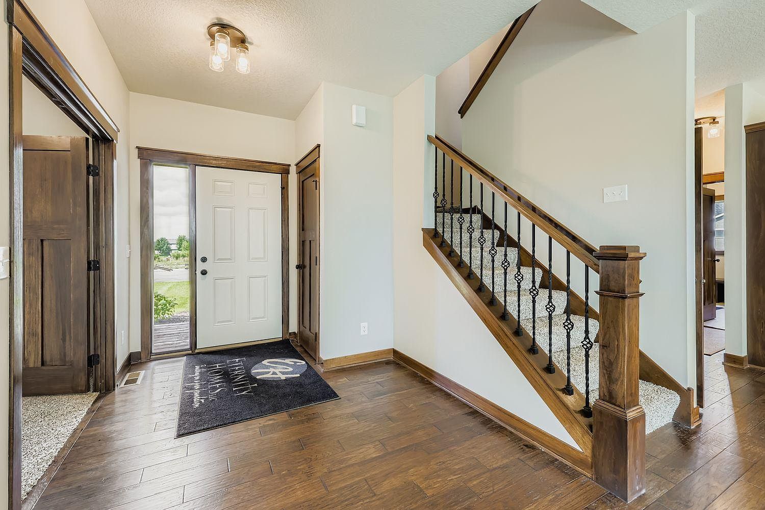 1604 Spruce St Farmington, MN 55024 - Thumbnail 4