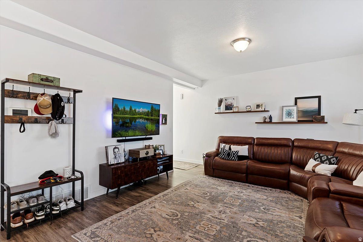 1505 E 3225 N Layton, UT 84040 - Thumbnail 4