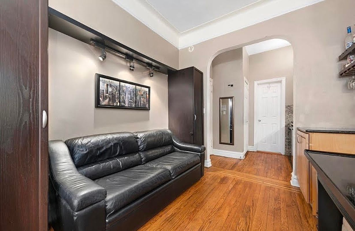 231 E 54th St APT 1D New York, NY 10022 - Thumbnail 4