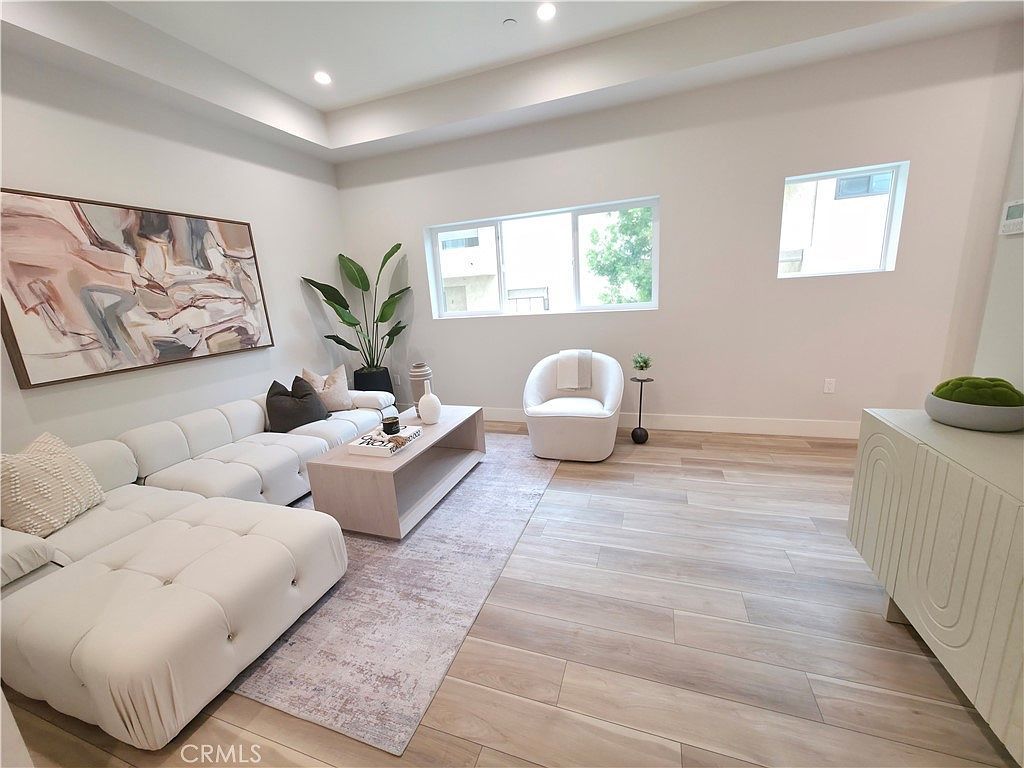 1821 1/2 Westholme 1/2 Ave Los Angeles, CA 90025 - Thumbnail 4