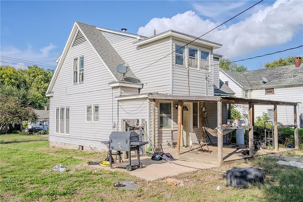 616 Adams St Fredonia, KS 66736 - Thumbnail 4