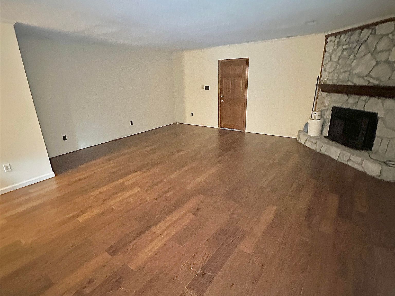 2093 Wooden Heart Ct #27 Memphis, TN 38116 - Thumbnail 4