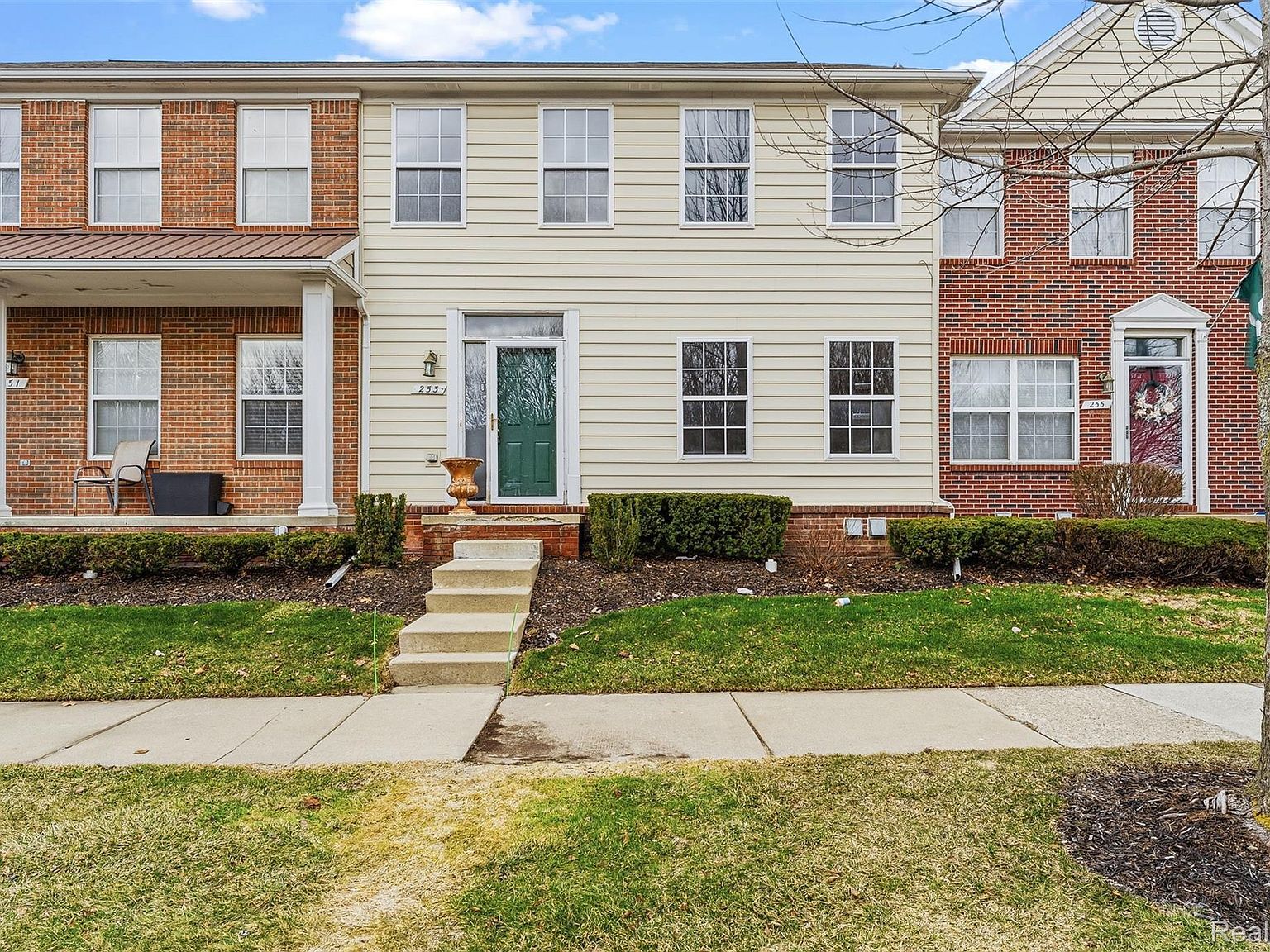 253 Stonegate W Pontiac, MI 48341 - Thumbnail 4