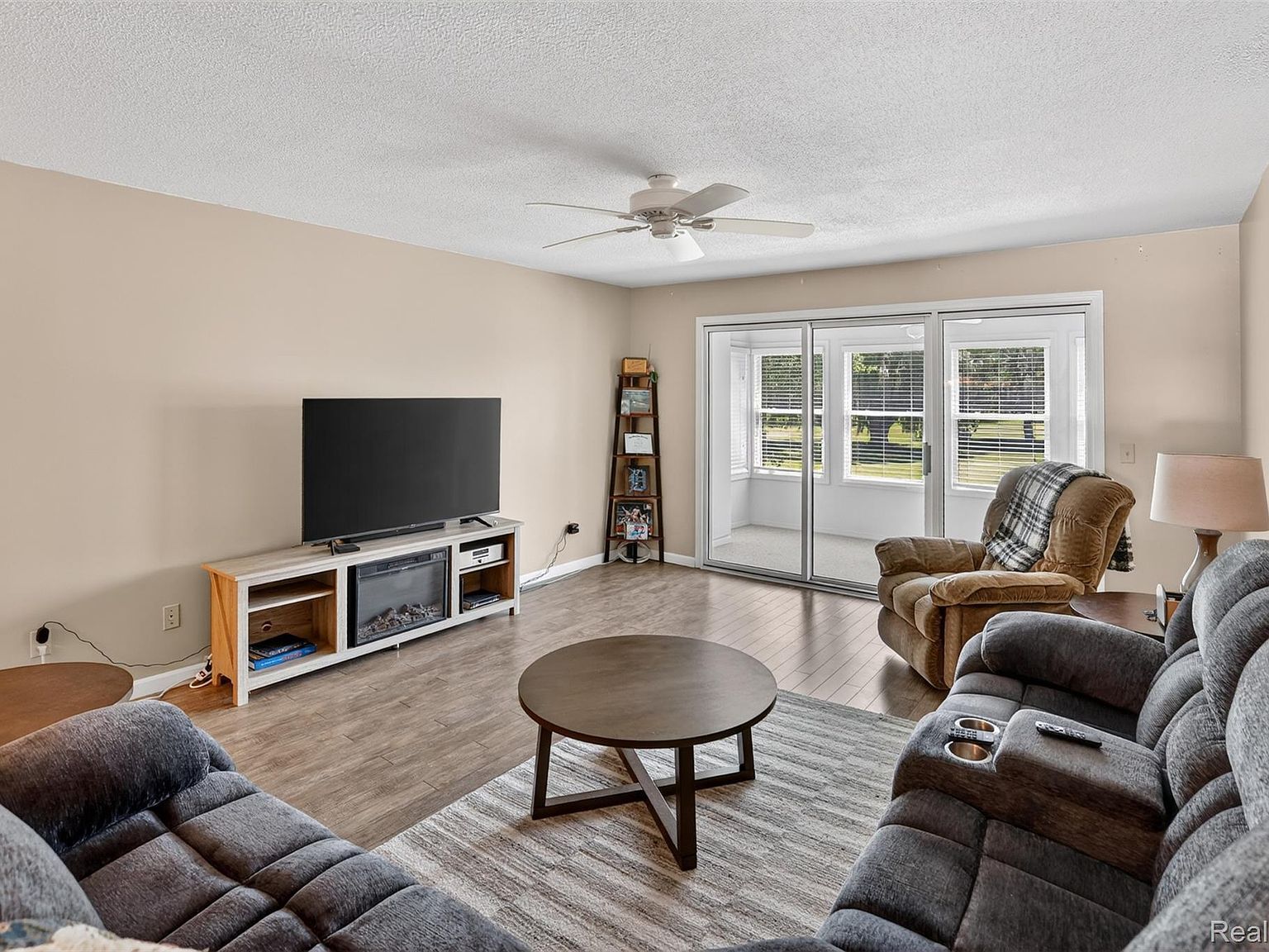 925 Kennely Rd #G-106 Saginaw, MI 48609 - Thumbnail 4