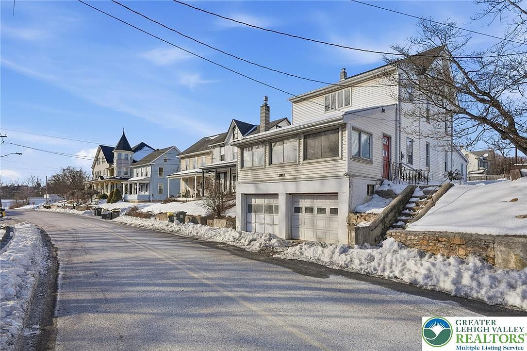 3907 Main St Slatington, PA 18080 - Thumbnail 4