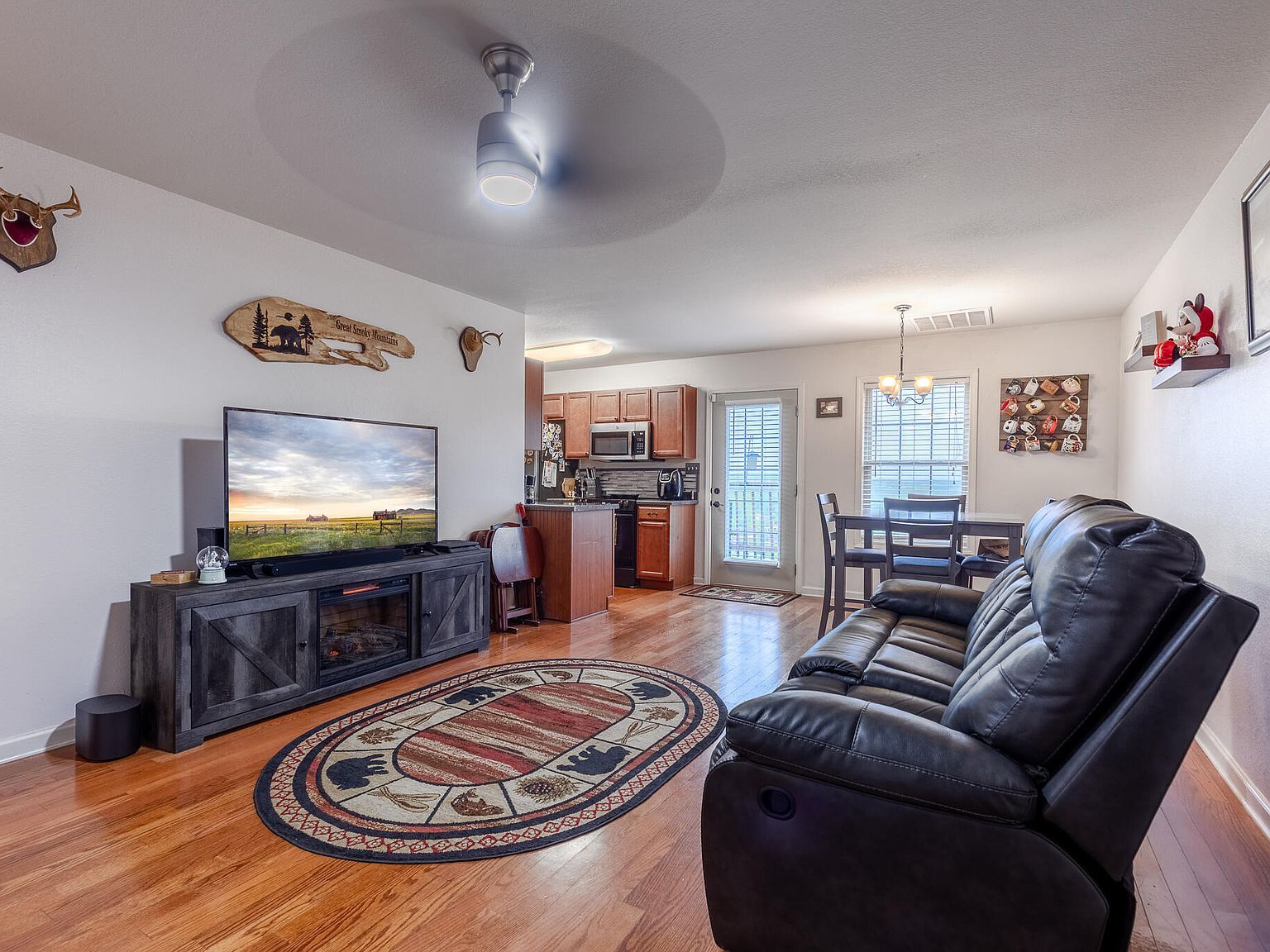 3347 Frontier View Dr UNIT 3 Sevierville, TN 37876 - Thumbnail 4