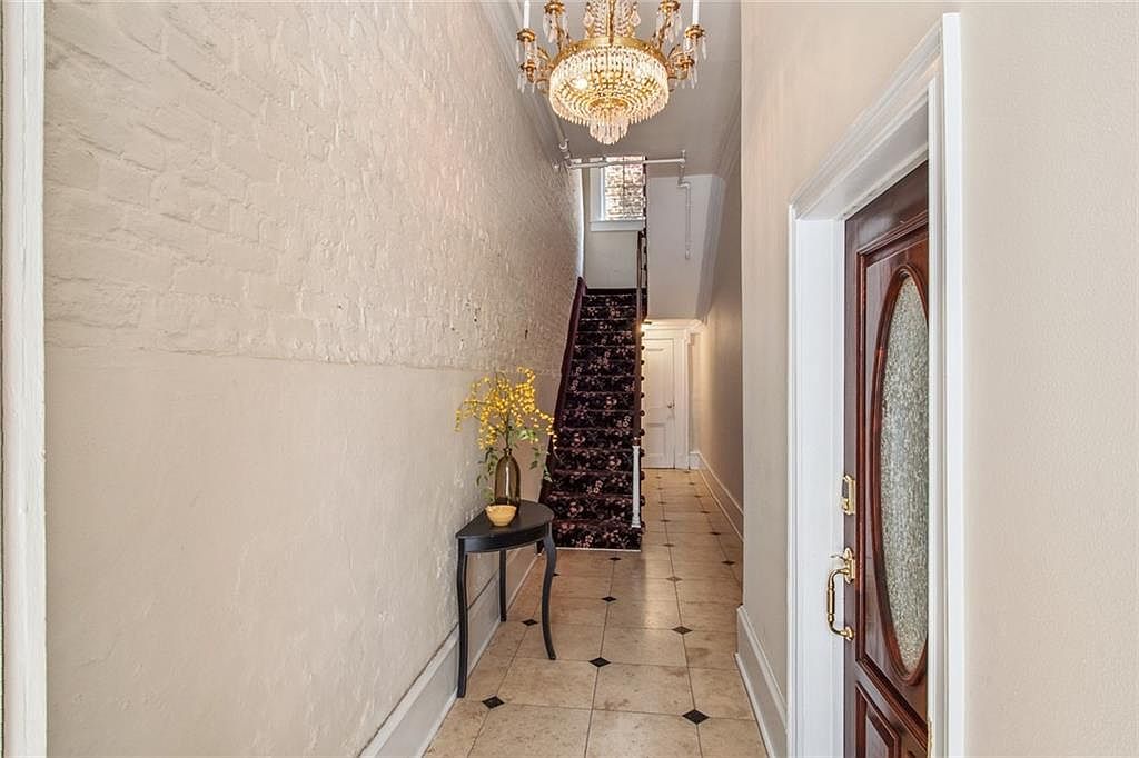 827 Burgundy St APT C New Orleans, LA 70116 - Thumbnail 4